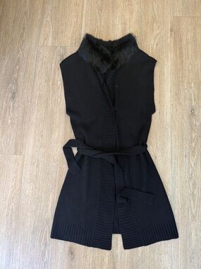 Alice & Olivia Black Sleeveless Knit Vest with Faux Fur Collar S/M